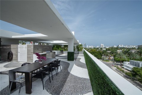 Copropriété à vendre à Miami Beach, Floride: 3 chambres, 171.87 m2 № 1184449 - photo 2