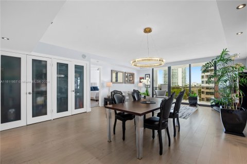 Condo in Miami Beach, Florida, 2 bedrooms  № 1233961 - photo 3