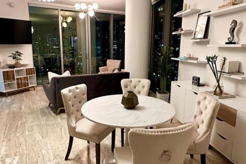 Condominio en venta en Miami, Florida, 2 dormitorios, 87.7 m2 № 1230850 - foto 7