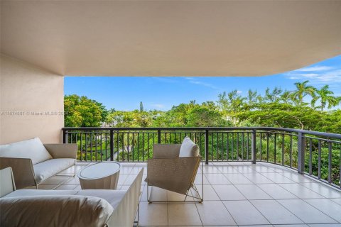 Condominio en venta en Bal Harbour, Florida, 2 dormitorios, 182.74 m2 № 1405982 - foto 13