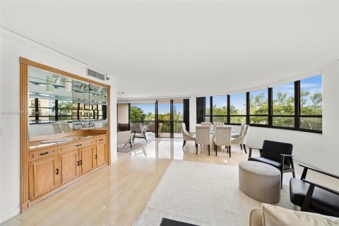 Condominio en venta en Bal Harbour, Florida, 2 dormitorios, 182.74 m2 № 1405982 - foto 3