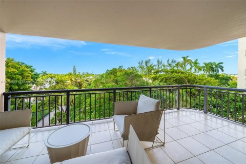 Condominio en venta en Bal Harbour, Florida, 2 dormitorios, 182.74 m2 № 1405982 - foto 12