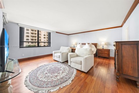 Condominio en venta en Bal Harbour, Florida, 2 dormitorios, 182.74 m2 № 1405982 - foto 26