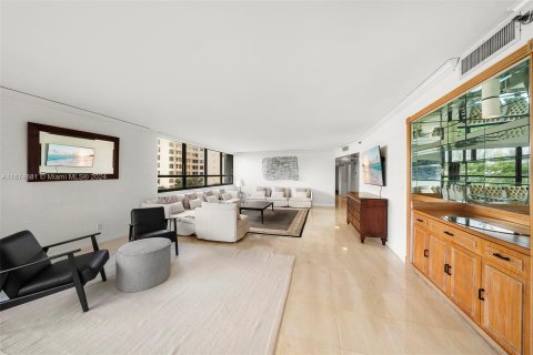 Condominio en venta en Bal Harbour, Florida, 2 dormitorios, 182.74 m2 № 1405982 - foto 4