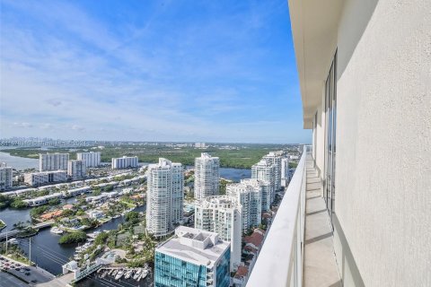 Condo in Sunny Isles Beach, Florida, 3 bedrooms  № 1405983 - photo 23