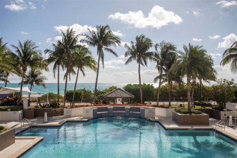 Condo in Miami Beach, Florida, 1 bedroom  № 1391454 - photo 22