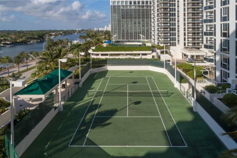 Condo in Miami Beach, Florida, 1 bedroom  № 1391454 - photo 6