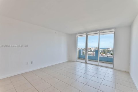 Condo in Miami Beach, Florida, 2 bedrooms  № 1391451 - photo 5