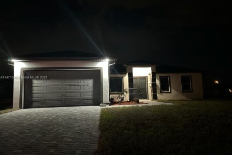 Casa en venta en Lehigh Acres, Florida, 3 dormitorios, 138.7 m2 № 832572 - foto 3