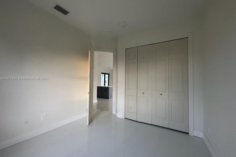 Casa en venta en Lehigh Acres, Florida, 3 dormitorios, 138.7 m2 № 832572 - foto 13