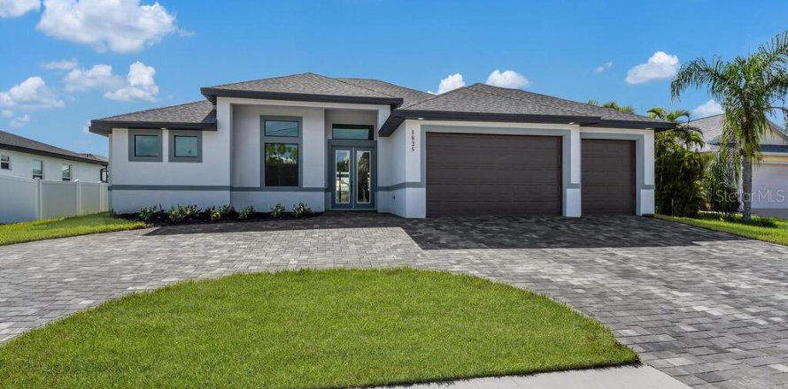 Villa ou maison à Cape Coral, Floride 3 chambres, 222.59 m2 № 671360