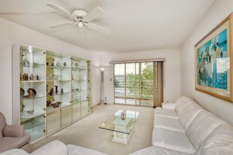 Copropriété à vendre à Coconut Creek, Floride: 2 chambres, 107.95 m2 № 1172517 - photo 24