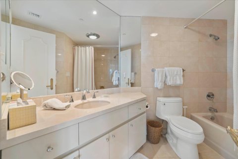 Condo in Palm Beach, Florida, 3 bedrooms  № 1172342 - photo 10