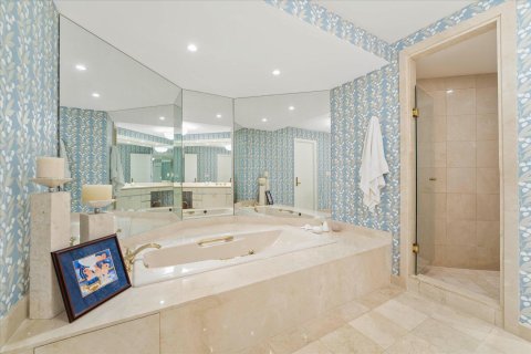 Copropriété à vendre à Palm Beach, Floride: 3 chambres, 405.98 m2 № 1172342 - photo 14