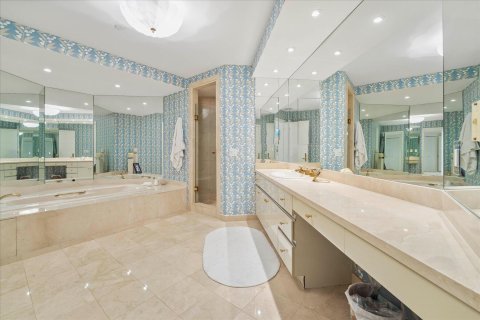 Copropriété à vendre à Palm Beach, Floride: 3 chambres, 405.98 m2 № 1172342 - photo 15