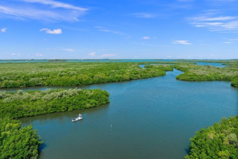 Condo in Hutchinson Island South, Florida, 3 bedrooms  № 1119072 - photo 13