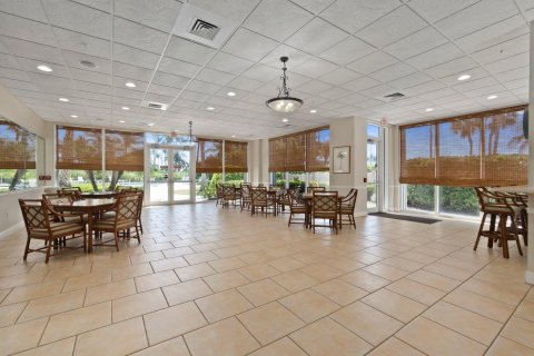 Condo in Hutchinson Island South, Florida, 3 bedrooms  № 1119072 - photo 25