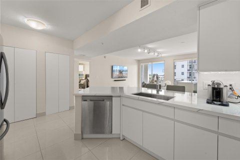 Condominio en venta en Hollywood, Florida, 2 dormitorios, 108.14 m2 № 1119101 - foto 22