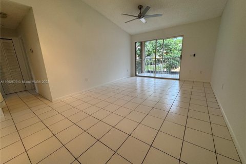 Copropriété à vendre à Dania Beach, Floride: 2 chambres, 86.86 m2 № 1370882 - photo 6