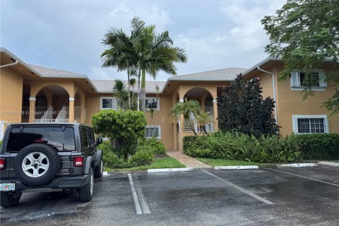 Copropriété à vendre à Dania Beach, Floride: 2 chambres, 86.86 m2 № 1370882 - photo 1