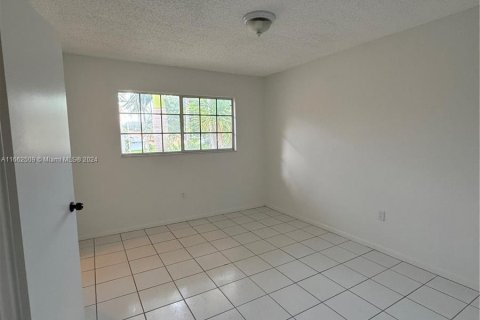 Copropriété à vendre à Dania Beach, Floride: 2 chambres, 86.86 m2 № 1370882 - photo 8