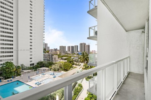 Copropriété à louer à Miami, Floride: 1 chambre, 55.18 m2 № 1370880 - photo 15