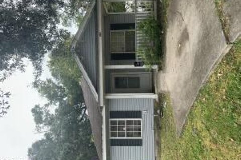 House in Jacksonville, Florida 3 bedrooms, 99.31 sq.m. № 769039 - photo 1