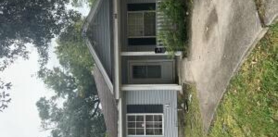 House in Jacksonville, Florida 3 bedrooms, 99.31 sq.m. № 769039