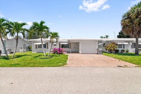 Villa ou maison à vendre à Pompano Beach, Floride: 2 chambres, 115.94 m2 № 1206503 - photo 25