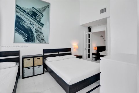 Condominio en venta en Miami Beach, Florida, 2 dormitorios, 88.26 m2 № 1234293 - foto 14