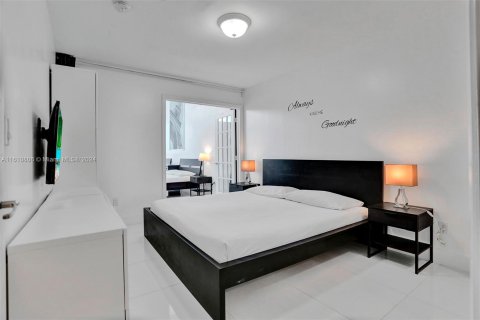 Condominio en venta en Miami Beach, Florida, 2 dormitorios, 88.26 m2 № 1234293 - foto 3