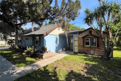 House in Edgewater, Florida 3 bedrooms, 111.11 sq.m. № 1088603 - photo 17