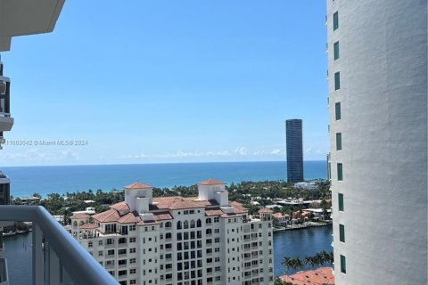 Copropriété à vendre à Aventura, Floride: 2 chambres, 124.49 m2 № 1222107 - photo 3