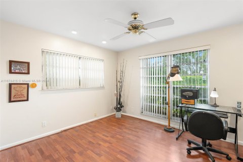 Casa en venta en Tamarac, Florida, 3 dormitorios, 203.83 m2 № 1398130 - foto 22