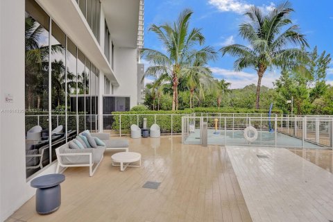 Copropriété à vendre à North Miami Beach, Floride: 2 chambres, 103.96 m2 № 1236175 - photo 29