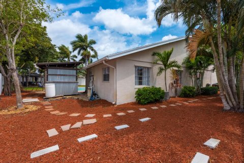 Villa ou maison à vendre à West Palm Beach, Floride: 4 chambres, 171.78 m2 № 1118064 - photo 7