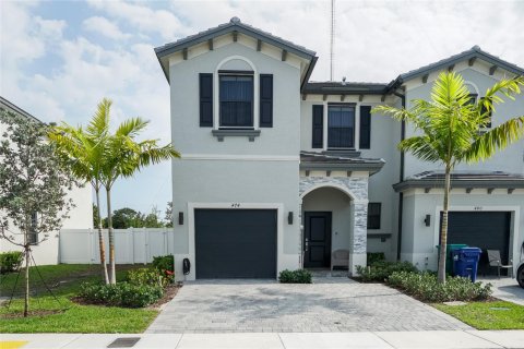 Townhouse in Miami Gardens, Florida 3 bedrooms, 158.31 sq.m. № 1118103 - photo 23