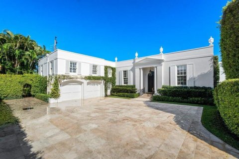 Villa ou maison à louer à Palm Beach, Floride: 6 chambres, 511.71 m2 № 682354 - photo 30