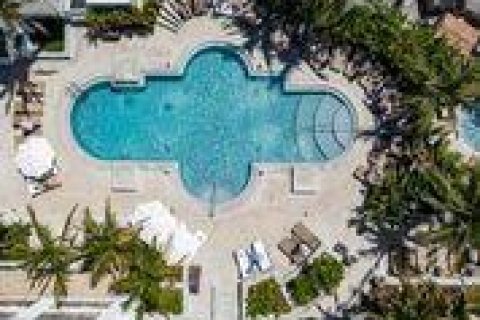 Condominio en venta en Vero Beach, Florida, 2 dormitorios, 162.49 m2 № 682378 - foto 1