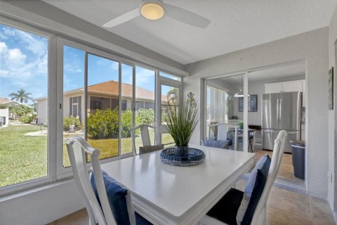 Villa ou maison à vendre à Punta Gorda, Floride: 2 chambres, 128.39 m2 № 1123939 - photo 10