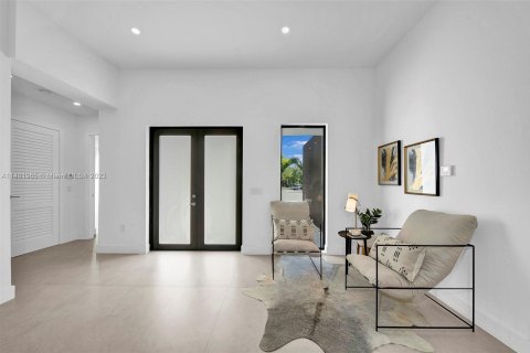Casa en venta en El Portal, Florida, 4 dormitorios, 273.32 m2 № 827163 - foto 12