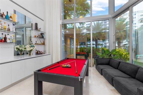 Villa ou maison à vendre à Hallandale Beach, Floride: 6 chambres, 619.38 m2 № 1280925 - photo 7