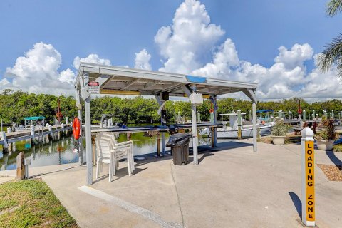 Condo in Hutchinson Island South, Florida, 1 bedroom  № 1228827 - photo 13