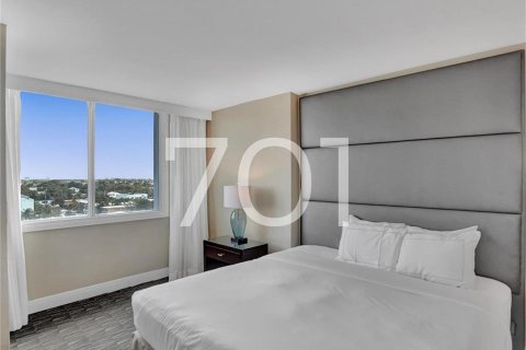 Condo in Fort Lauderdale, Florida, 1 bedroom  № 963715 - photo 1