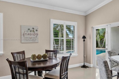 Villa ou maison à vendre à Hialeah, Floride: 4 chambres, 196.49 m2 № 1406372 - photo 20