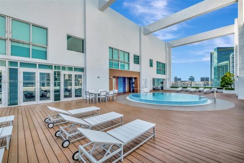 Copropriété à vendre à Miami, Floride: 2 chambres, 111.2 m2 № 1406373 - photo 24