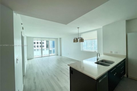 Condominio en venta en Miami, Florida, 2 dormitorios, 111.2 m2 № 1406373 - foto 2