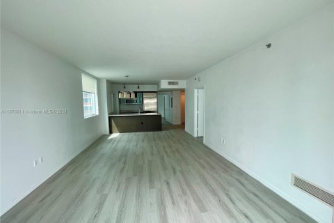 Copropriété à vendre à Miami, Floride: 2 chambres, 111.2 m2 № 1406373 - photo 5