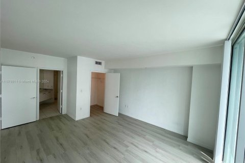 Copropriété à vendre à Miami, Floride: 2 chambres, 111.2 m2 № 1406373 - photo 9