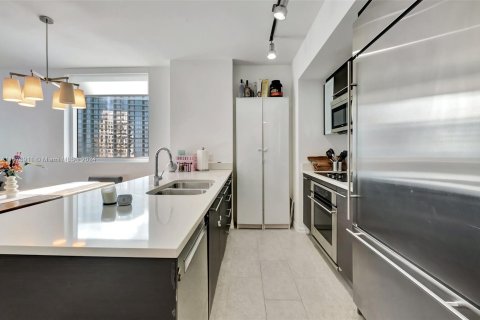 Copropriété à vendre à Miami, Floride: 2 chambres, 111.2 m2 № 1406373 - photo 6